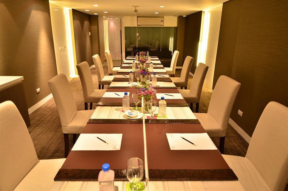 Midas Hotel And Casino Pasay Eksteriør bilde